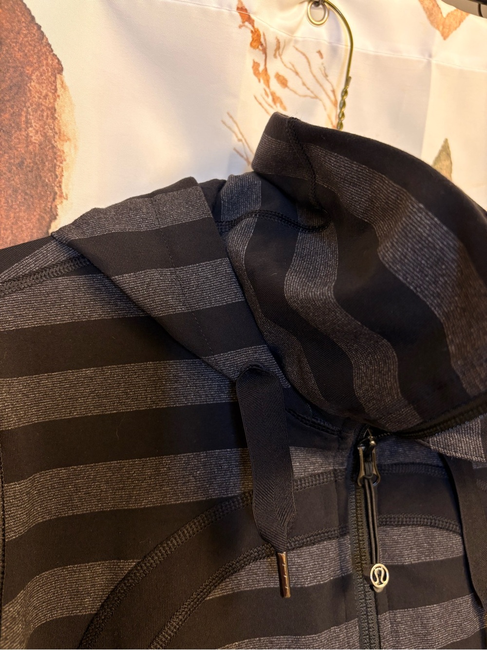 Size 10 lululemon Striped Hooded Zip-Up Jacket - Black/Gray - Picture 6 of 9